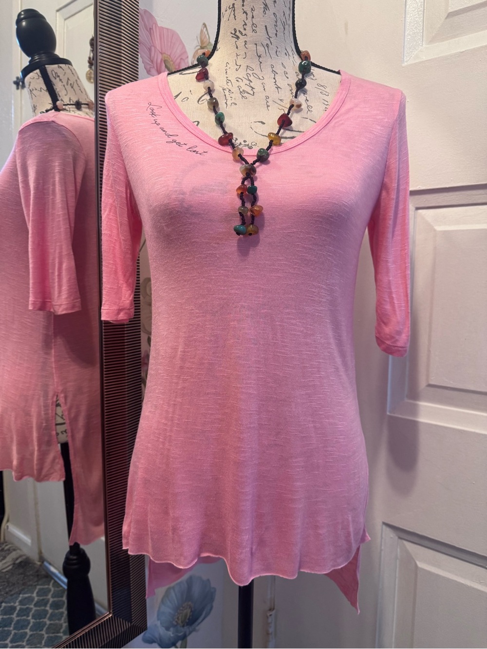 Women's Pink V-Neck Lightweight Tunic Top